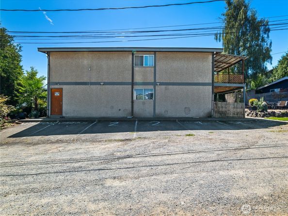 13041 12th Avenue SW, Burien WA 98146