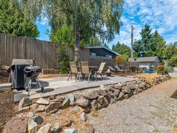 13041 12th Avenue SW, Burien WA 98146