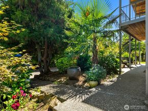 13041 12th Avenue SW, Burien WA 98146