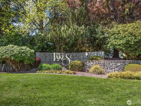 23609 51st Avenue S 10, Kent WA 98032
