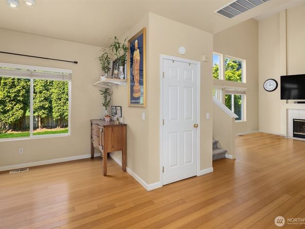 23609 51st Avenue S 10, Kent WA 98032