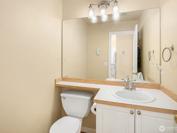 23609 51st Avenue S 10, Kent WA 98032