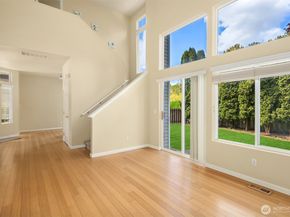 23609 51st Avenue S 10, Kent WA 98032