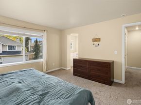 23609 51st Avenue S 10, Kent WA 98032