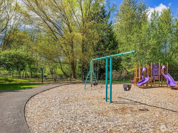 23609 51st Avenue S 10, Kent WA 98032