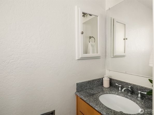 1751 NW 58th Street 4, Seattle WA 98107