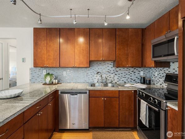 1751 NW 58th Street 4, Seattle WA 98107