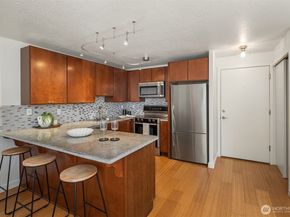 1751 NW 58th Street 4, Seattle WA 98107