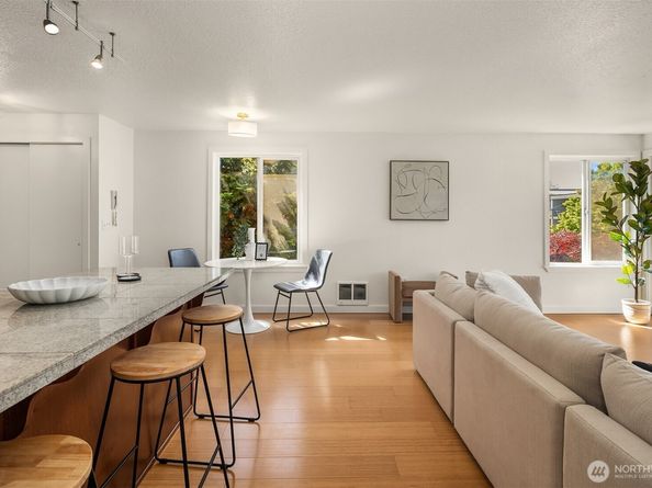 1751 NW 58th Street 4, Seattle WA 98107