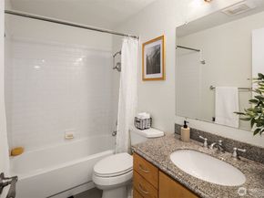 1751 NW 58th Street 4, Seattle WA 98107