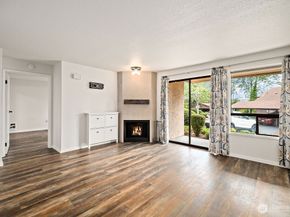 132 Summit Avenue N C1, Kent WA 98030