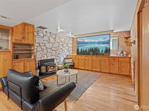 10438 NE 116th Street, Kirkland WA 98034