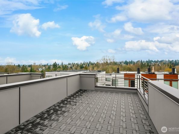5044 Sand Point Place NE C, Seattle WA 98105