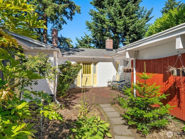 13302 Bitter Place N, Seattle WA 98133
