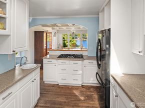 13302 Bitter Place N, Seattle WA 98133