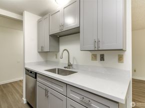 3435 Auburn Way S 6, Auburn WA 98092