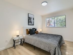 9512 1st Avenue NE 110, Seattle WA 98115