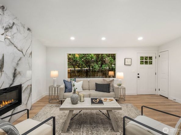 14866 NW 154th Place, Renton WA 98058