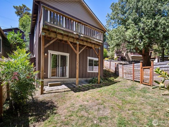 2446 SW Webster Street, Seattle WA 98106