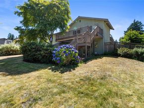 30202 30th Ave SW, Federal Way WA 98023