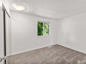 30202 30th Ave SW, Federal Way WA 98023