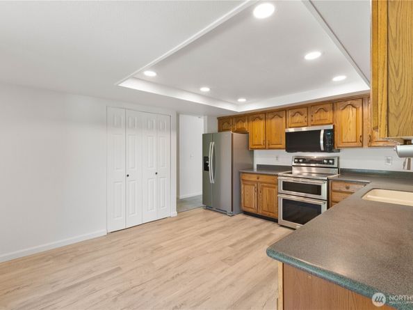 30202 30th Ave SW, Federal Way WA 98023