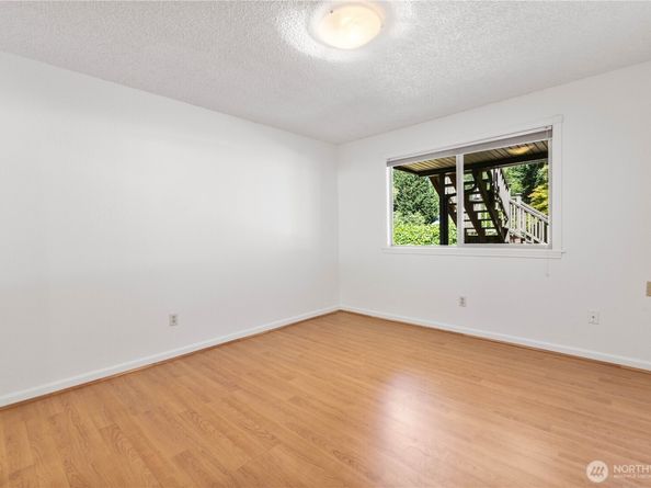 30202 30th Ave SW, Federal Way WA 98023