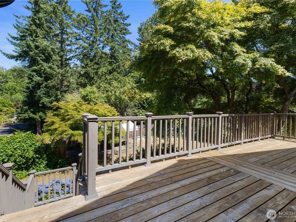 30202 30th Ave SW, Federal Way WA 98023