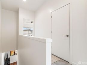 4290 S Greenbelt Station Drive, Seattle WA 98118