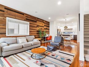 4290 S Greenbelt Station Drive, Seattle WA 98118