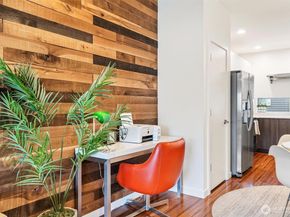 4290 S Greenbelt Station Drive, Seattle WA 98118