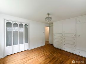 16107 81st Place NE, Kenmore WA 98028