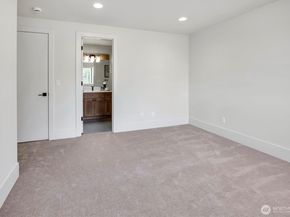 13145 NE 151st Court, Woodinville WA 98072