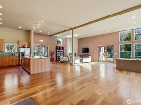 22910 90th Avenue W D105, Edmonds WA 98026