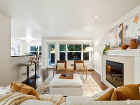 22910 90th Avenue W D105, Edmonds WA 98026