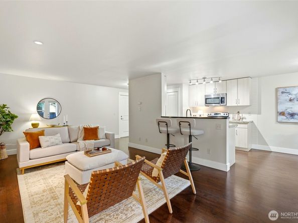 22910 90th Avenue W D105, Edmonds WA 98026