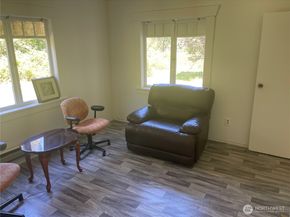 20410 SE 8th Street, Sammamish WA 98074