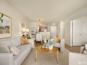 300 NE High School Road 403, Bainbridge Island WA 98110