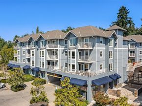 300 NE High School Road 403, Bainbridge Island WA 98110