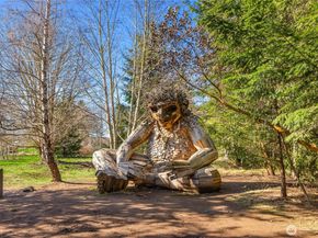 300 NE High School Road 403, Bainbridge Island WA 98110