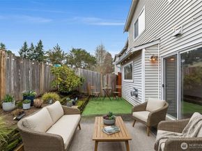 3225 156th Street SW 3, Lynnwood WA 98087