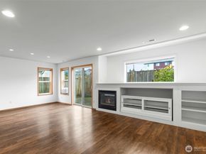 3225 156th Street SW 3, Lynnwood WA 98087