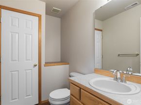 3225 156th Street SW 3, Lynnwood WA 98087