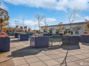 17 W Mercer Street 217, Seattle WA 98119