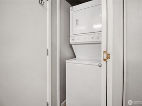 17 W Mercer Street 217, Seattle WA 98119