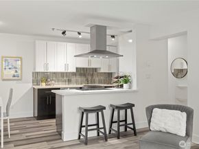 500 W 5th Avenue 306, Seattle WA 98119