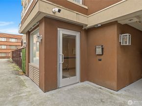 500 W 5th Avenue 306, Seattle WA 98119