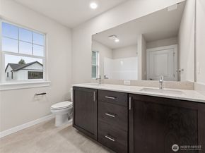 11465 SE 83RD Place 23, Newcastle WA 98056