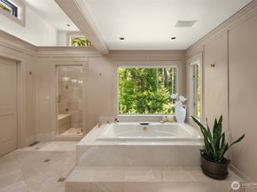 10250 SE 21st Street, Bellevue WA 98004