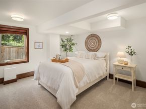 10250 SE 21st Street, Bellevue WA 98004